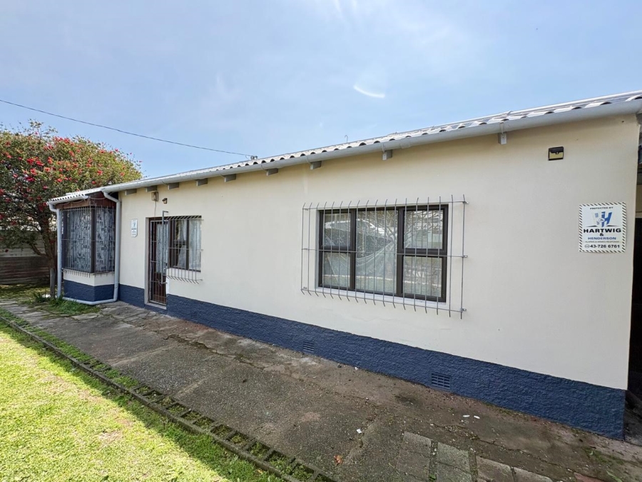 3 Bedroom Property for Sale in Greenfields Eastern Cape